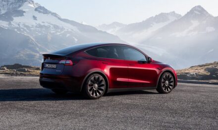 Tesla Model Y, l’auto più acquistata in Europa per il primo semestre 2023